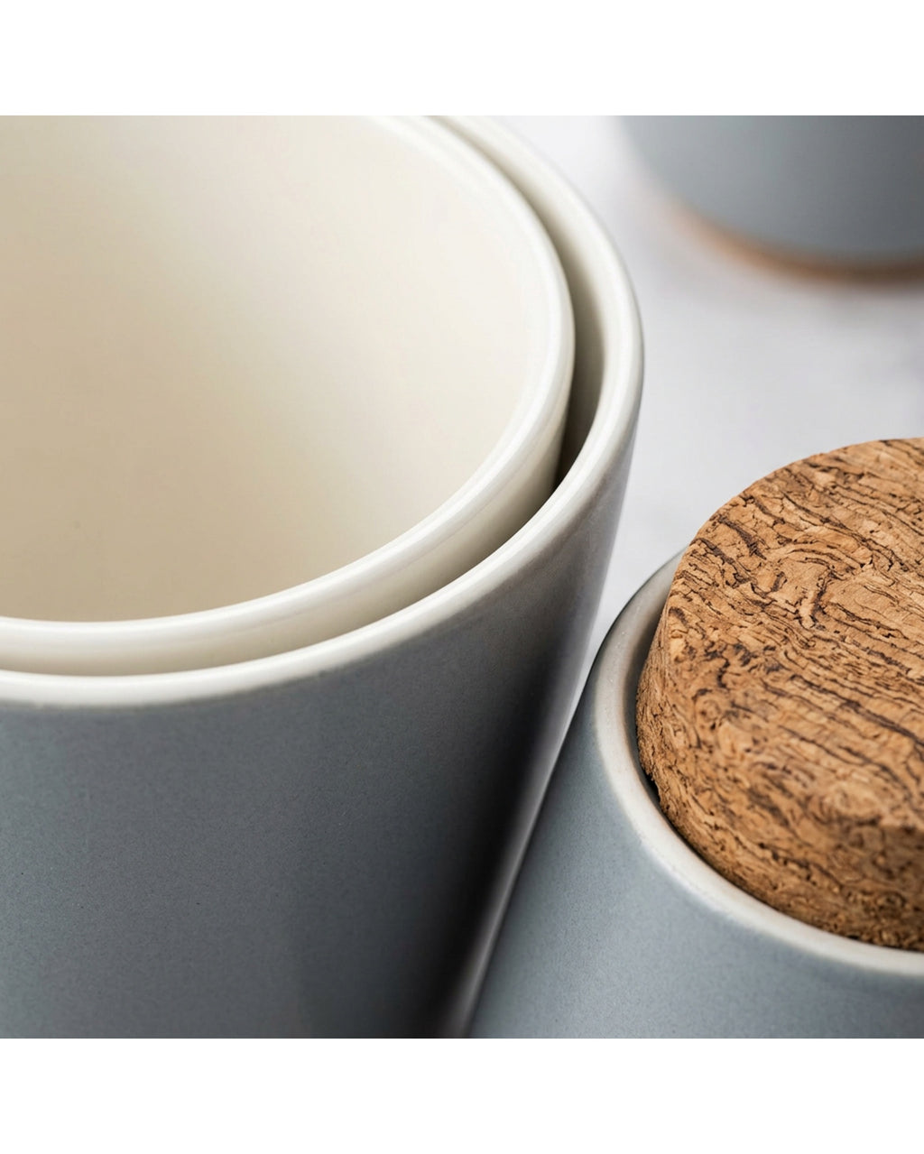 Kpbxg Double-Wall Ceramic Water Cup with Removable Cork Base 12 oz Mist Gray - Detail view