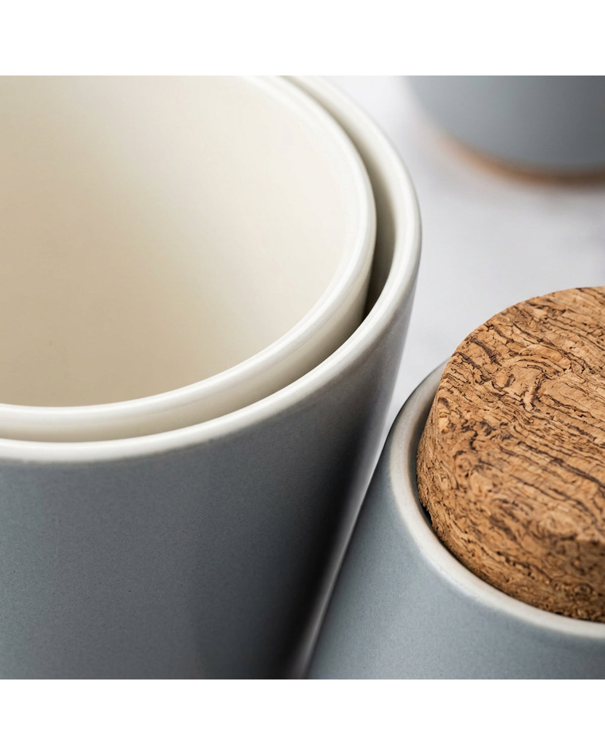 Kpbxg Double-Wall Ceramic Water Cup with Removable Cork Base 12 oz Mist Gray - Detail view